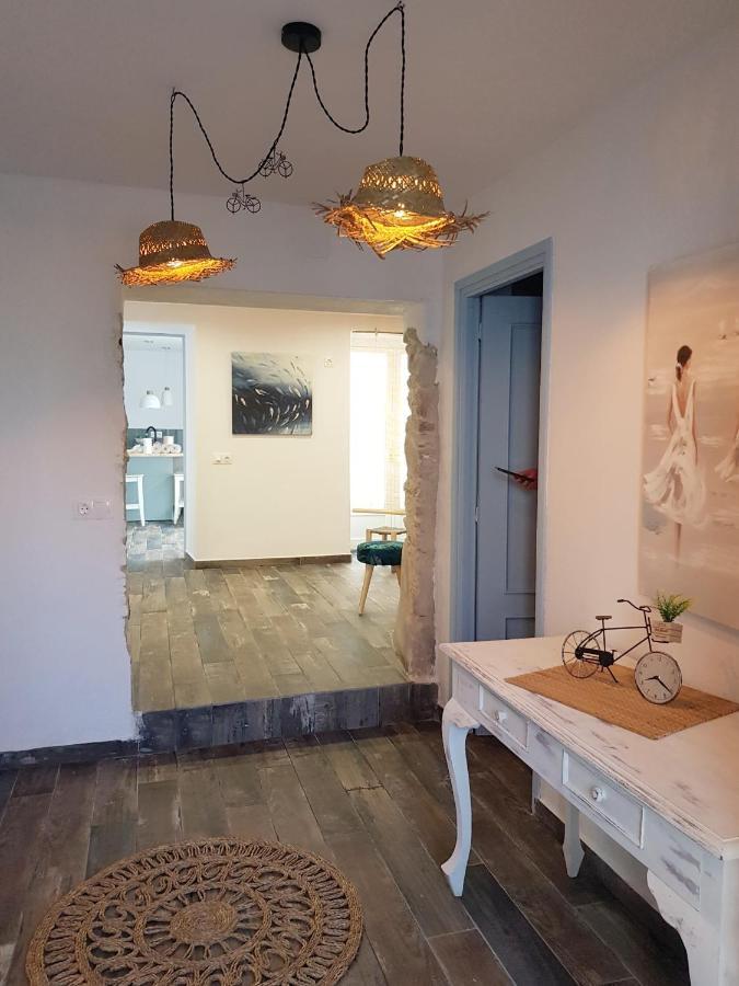 Ideal Parelles Aptm Amb Encant Estil Mediterrani I Tranquil A Llança Екстериор снимка